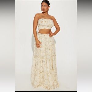 Embrace it skirt set